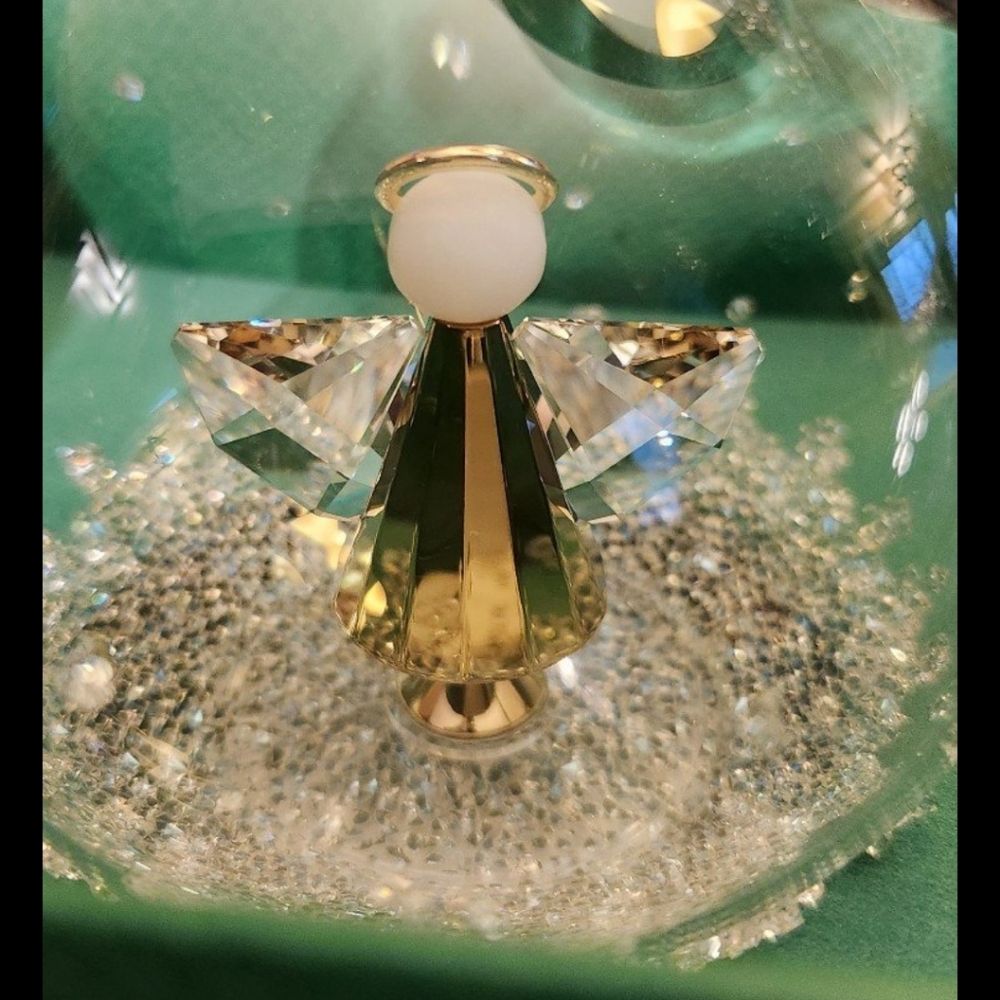 New RETIRED Swarovski Crystal 2022 Annual Ball Holiday Angel Ornament 5476021